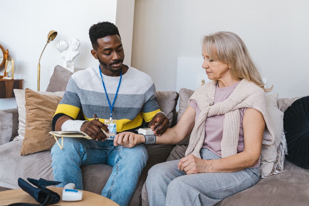 After-hospital recovery support delivered calmly at home