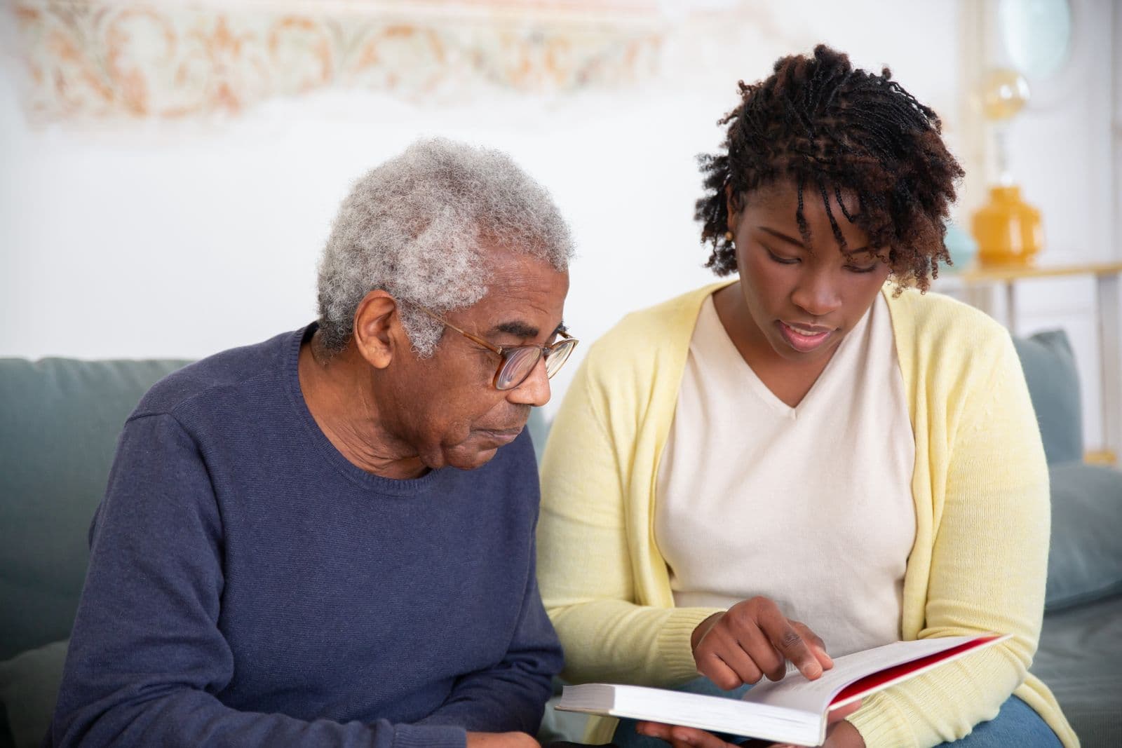 Shared reading and calm companionship during a care visit